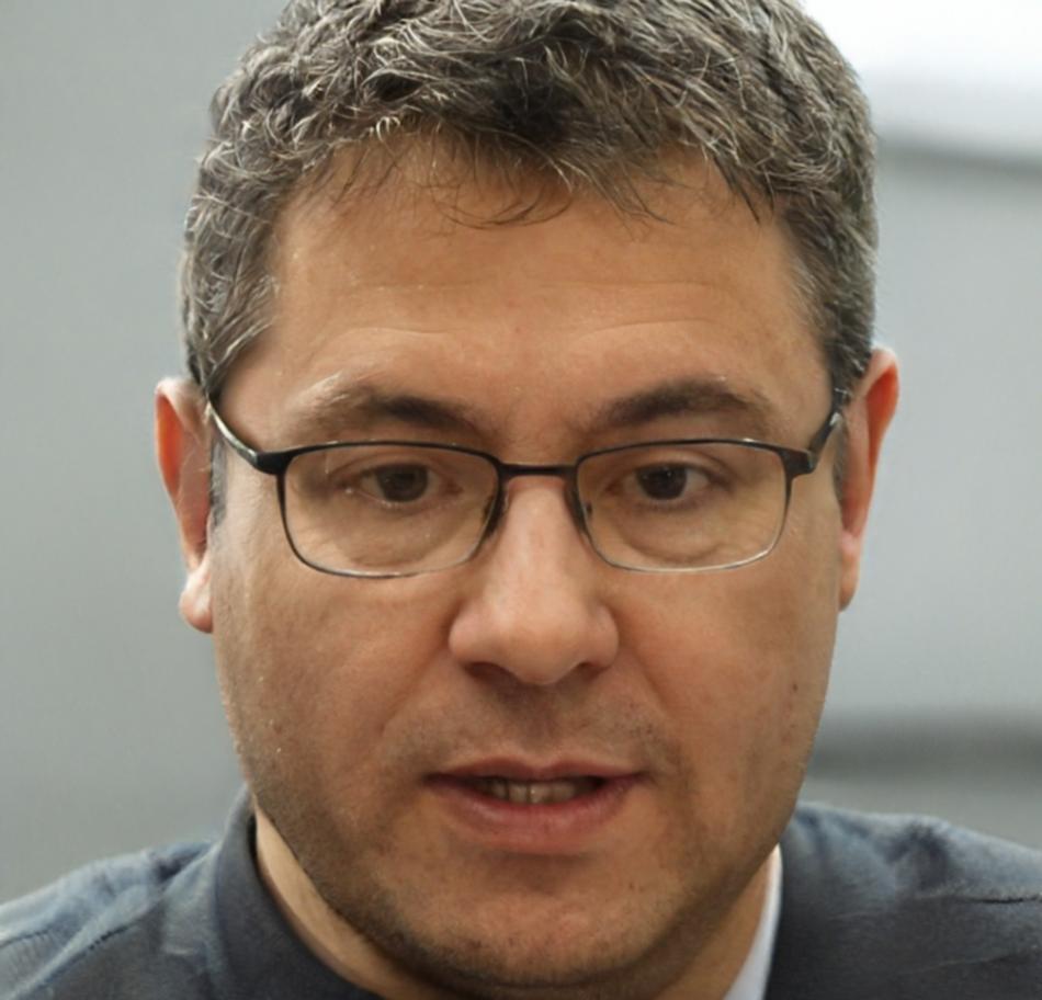 Luuk Fährmann, Gründer und Finanzanalyst bei solenyxara